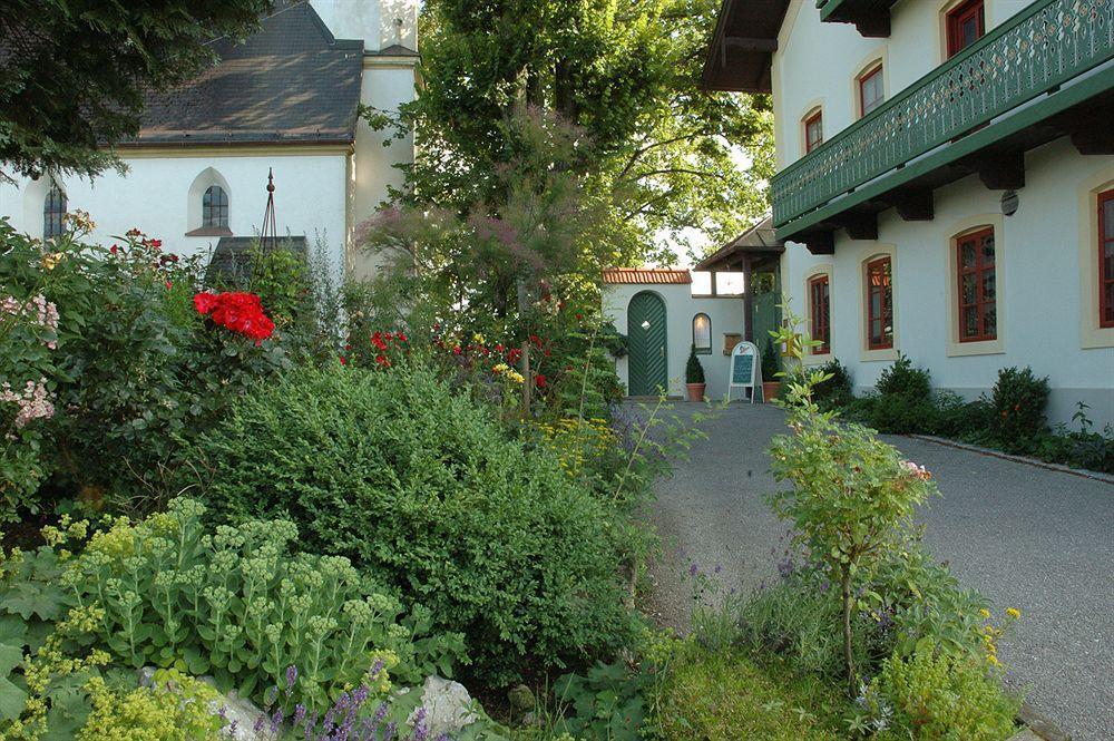 Hotel Zur Schonen Aussicht Feldkirchen-Westerham Exterior photo